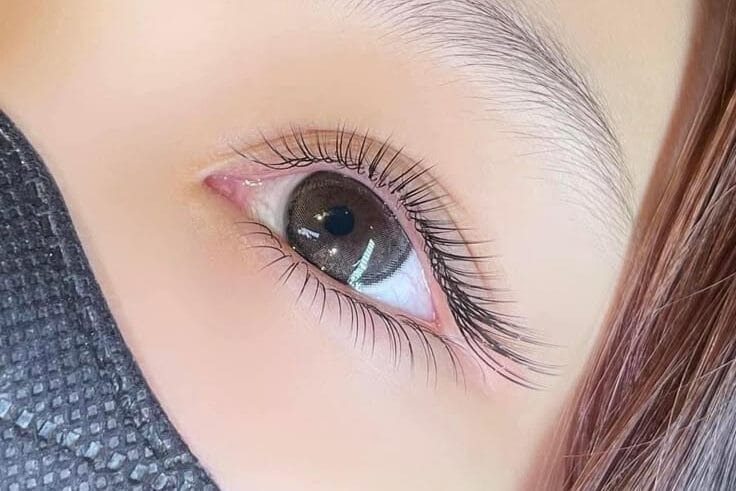 Những Lưu Ý Sau Khi Nối Mi Để Bảo Vệ Đôi Mắt Của Bạn 8 luu y sau khi noi mi Ms Hani 2 edited