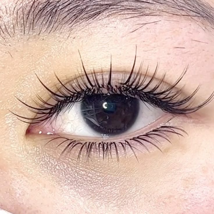 Nối Mi 4D: Xu Hướng Làm Đẹp Quyến Rũ Cho Đôi Mắt Tự Nhiên 9 noi mi 4D Ms Hani 2