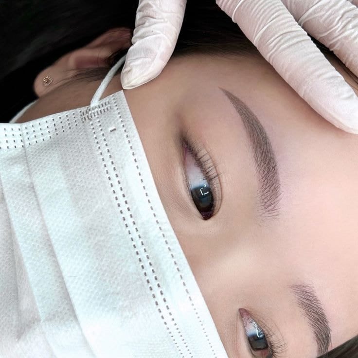 Chân Mày Phun Rồi Có Điêu Khắc Được Không? Lưu Ý Trước Khi Làm 10 Chan may phun roi co dieu khac duoc khong Ms Hani 2