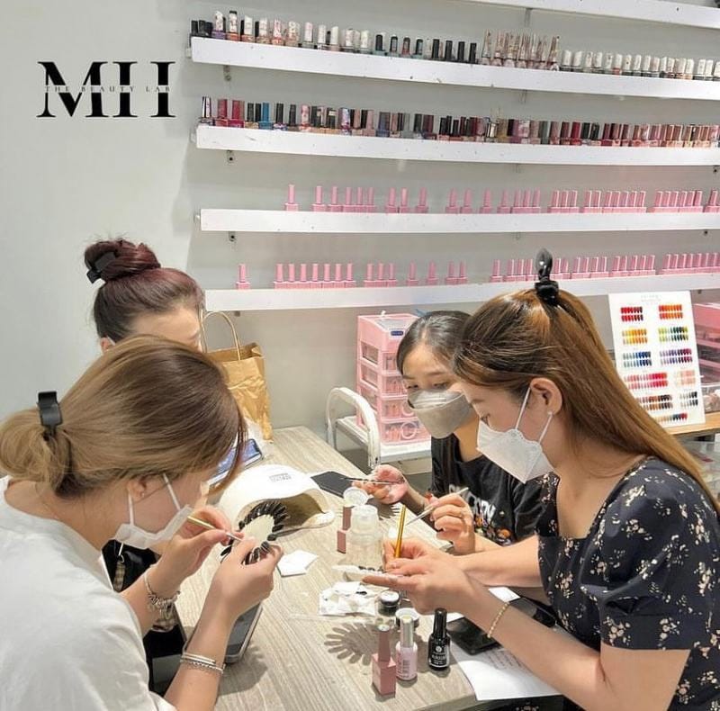 dia chi hoc noi mi quan 1 Ms Hani 4