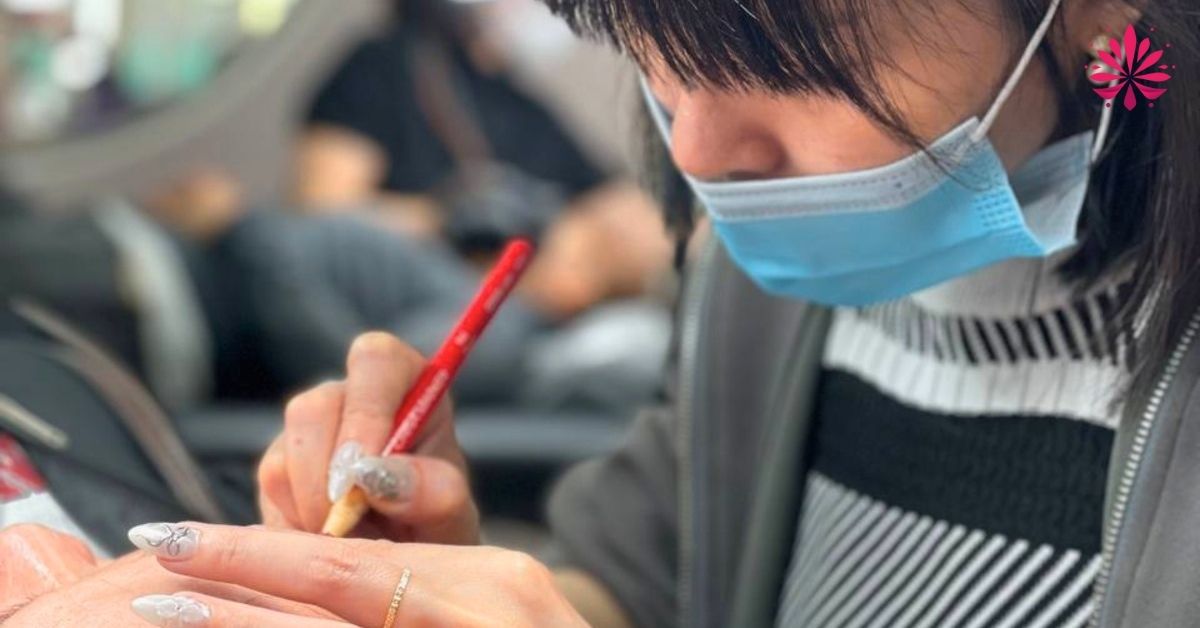 Dạy Phun Xăm Thẩm Mỹ Cho Người Mới Hoàn Lại 5% Học Phí 13 Trung tâm liên tục cập nhật các kỹ thuật phun xăm mới nhất