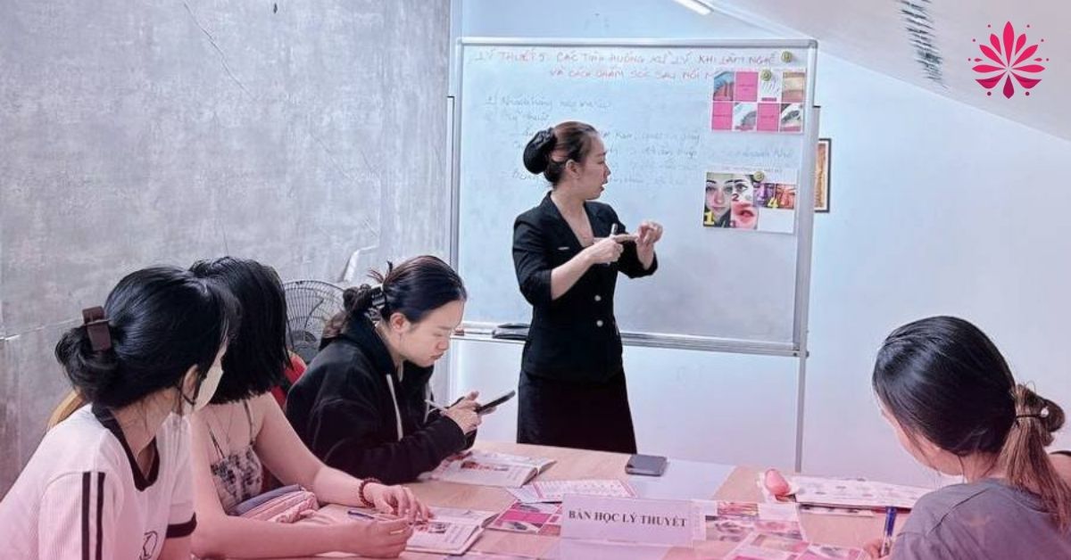 Học lý thuyết giúp anh chị em dễ ứng dụng trước khi làm mẫu thật