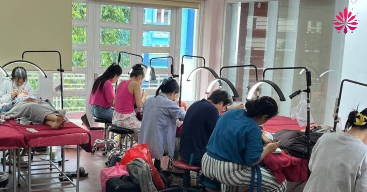 Học Nối Mi Ở TPHCM Nâng Cao Quốc Tế Hướng Dẫn Làm Kiểu Anime 13 Học nối mi ở TPHCM nâng cao quốc tế đến ngay Hani Academy