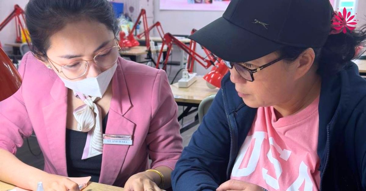 Học Phun Môi Cấp Tốc Ra Nghề 1 Tháng Khai Giảng Ngày 19/11 13 Hani Academy có ký túc xá gần lớp đảm bảo an toàn và sạch sẽ