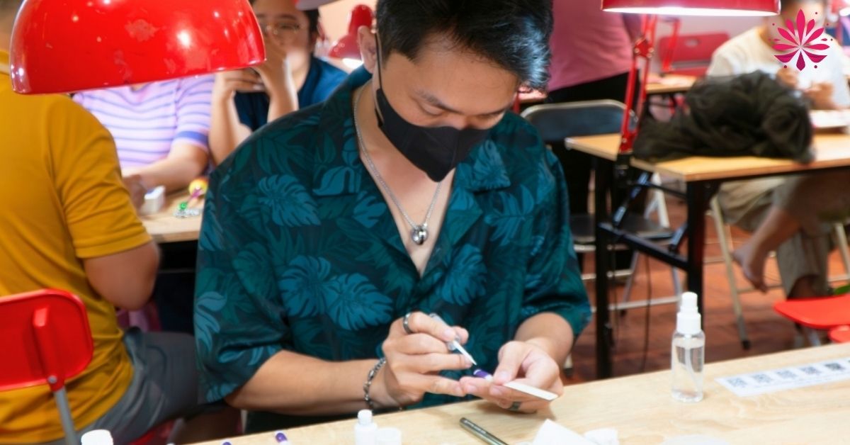   Khóa học nail chuyên nghiệp