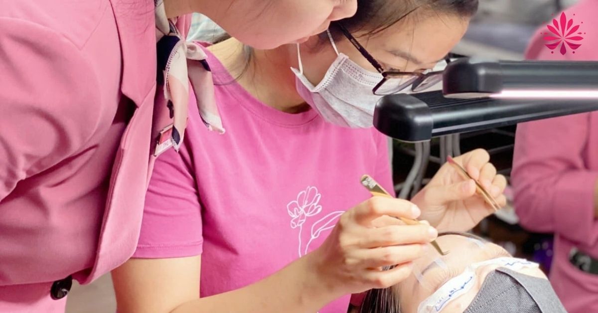 Học nghề Mi tại trung tâm ai cũng được cập nhật xu hướng làm đẹp không giới hạn